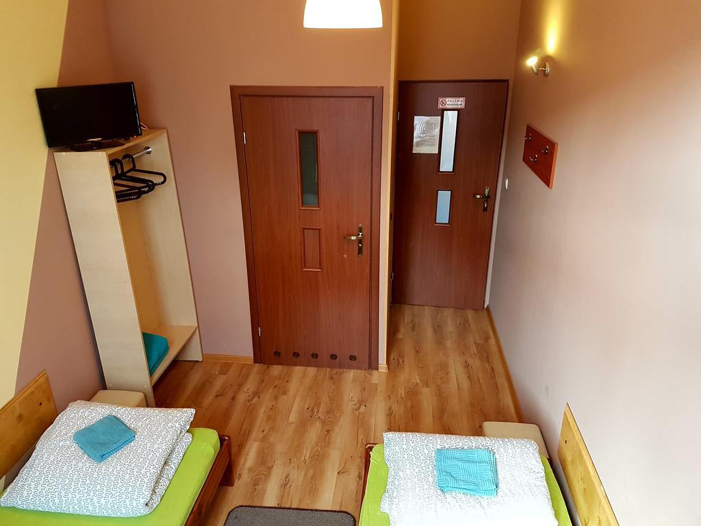 Twin Room Bathroom