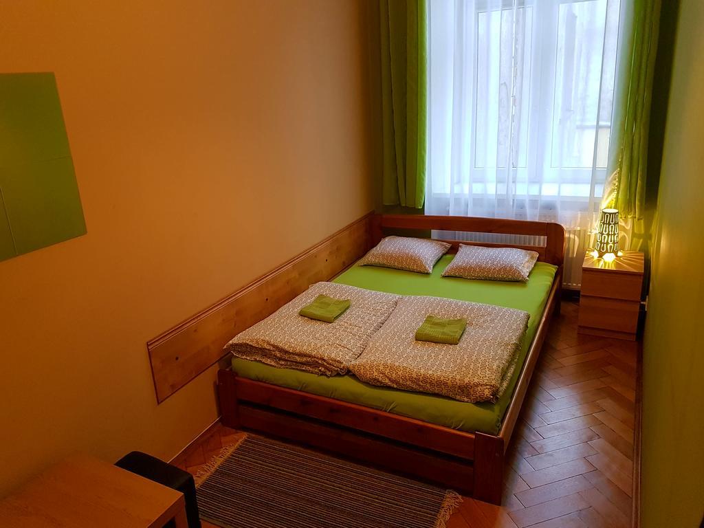 Double Room Private External Bathroom